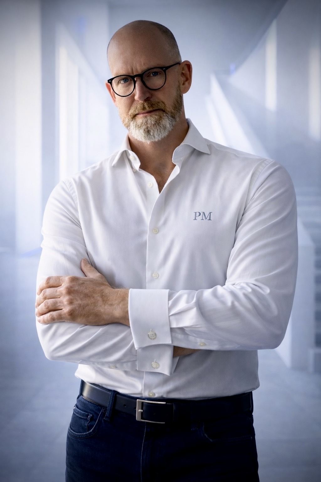 Ass. jur. Paul H. Malberg, Leiter der Detektei